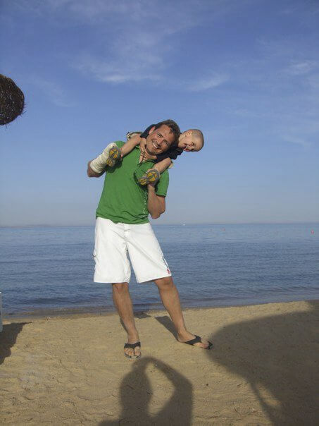 With the kids in Egypt and breaking my fingers trying to kitesurf